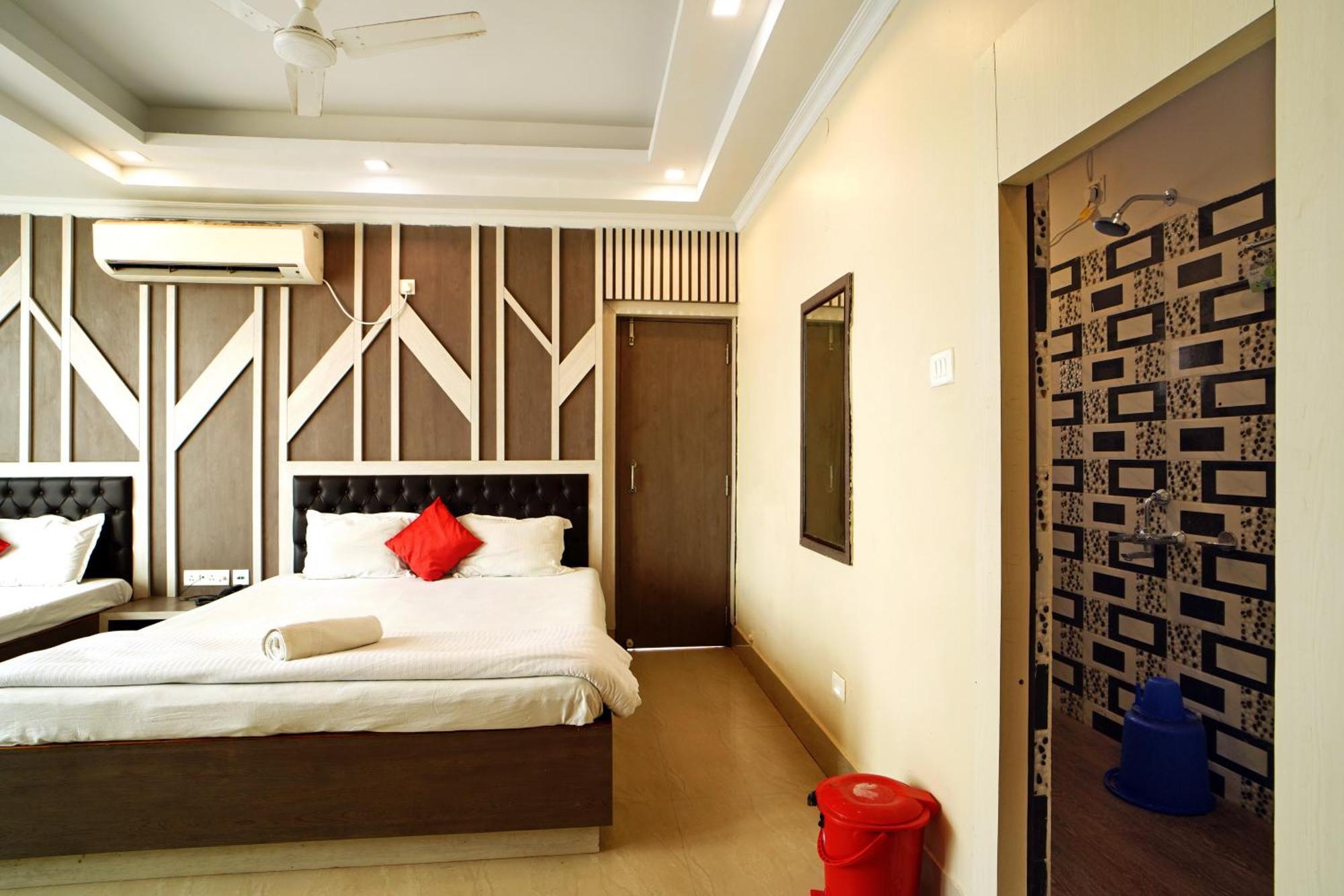 Royal Sea View !! Beach Front With Free Wifi !! Digha  Extérieur photo