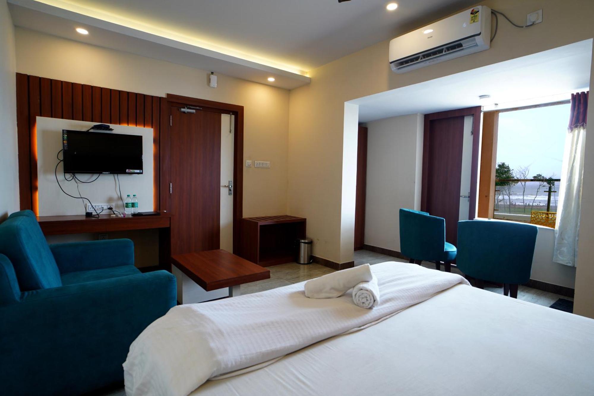 Royal Sea View !! Beach Front With Free Wifi !! Digha  Extérieur photo