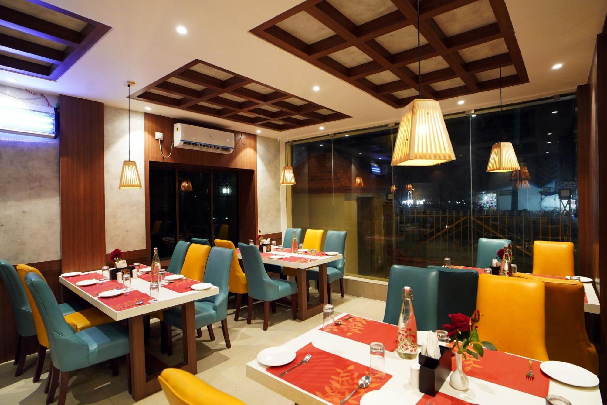 Royal Sea View !! Beach Front With Free Wifi !! Digha  Extérieur photo