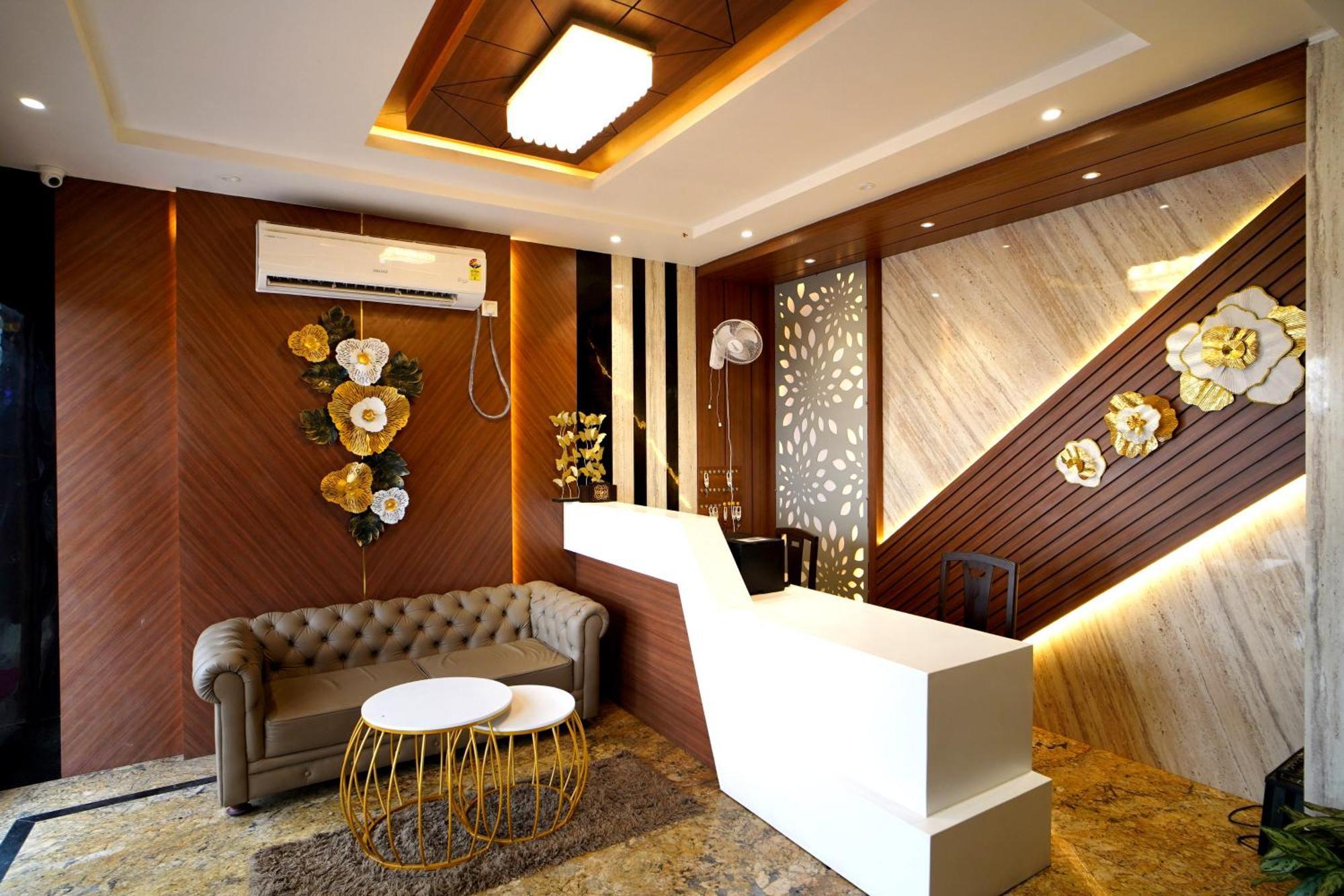 Royal Sea View !! Beach Front With Free Wifi !! Digha  Extérieur photo