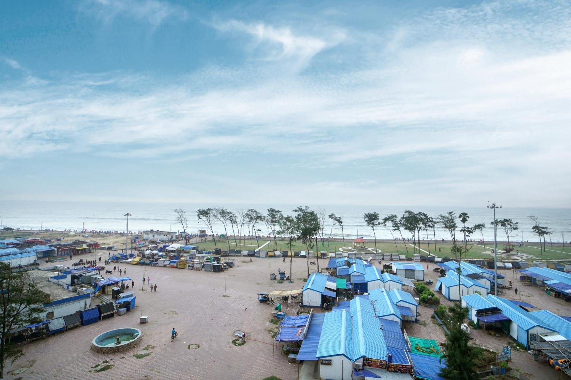 Royal Sea View !! Beach Front With Free Wifi !! Digha  Extérieur photo