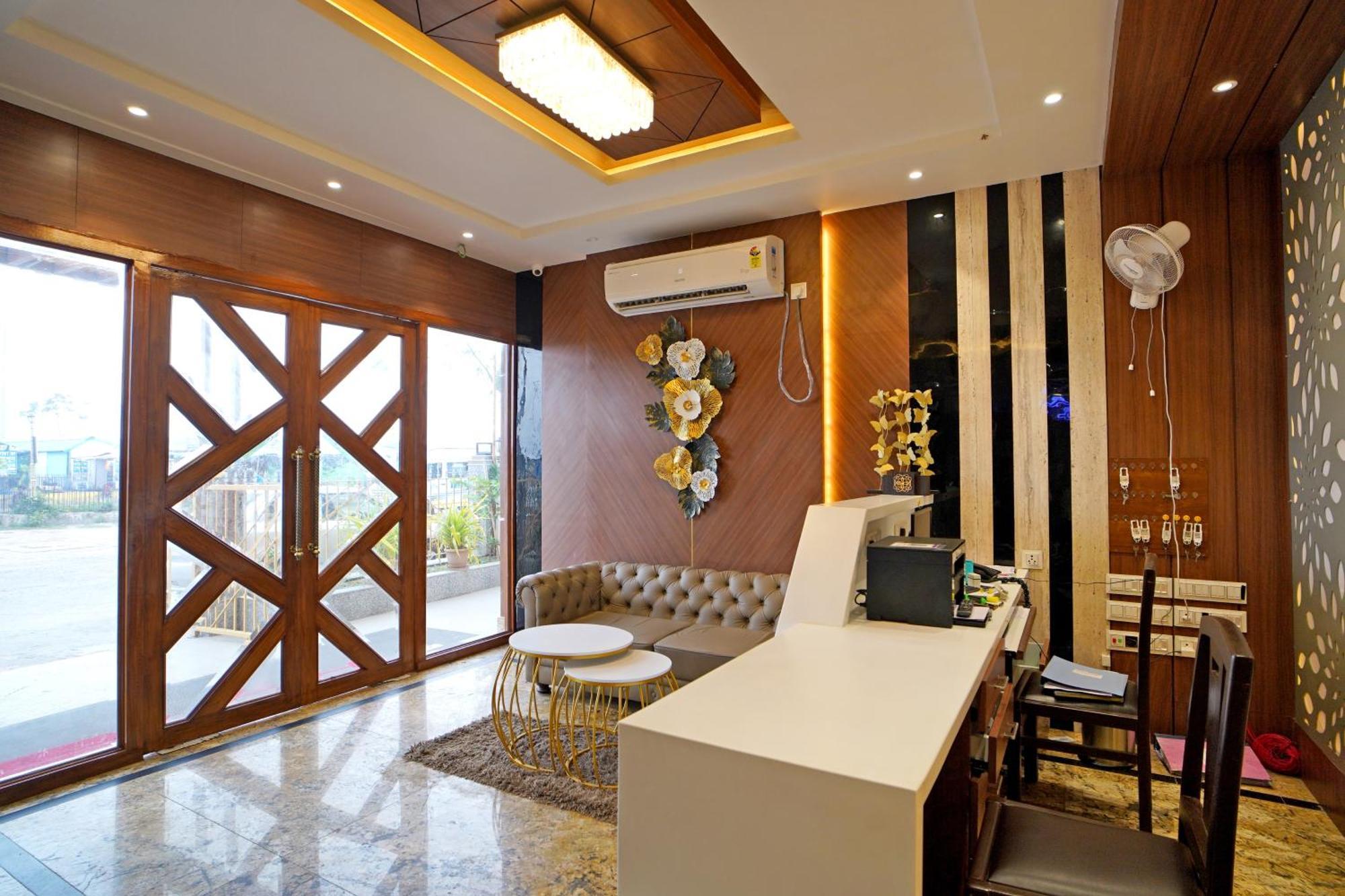Royal Sea View !! Beach Front With Free Wifi !! Digha  Extérieur photo